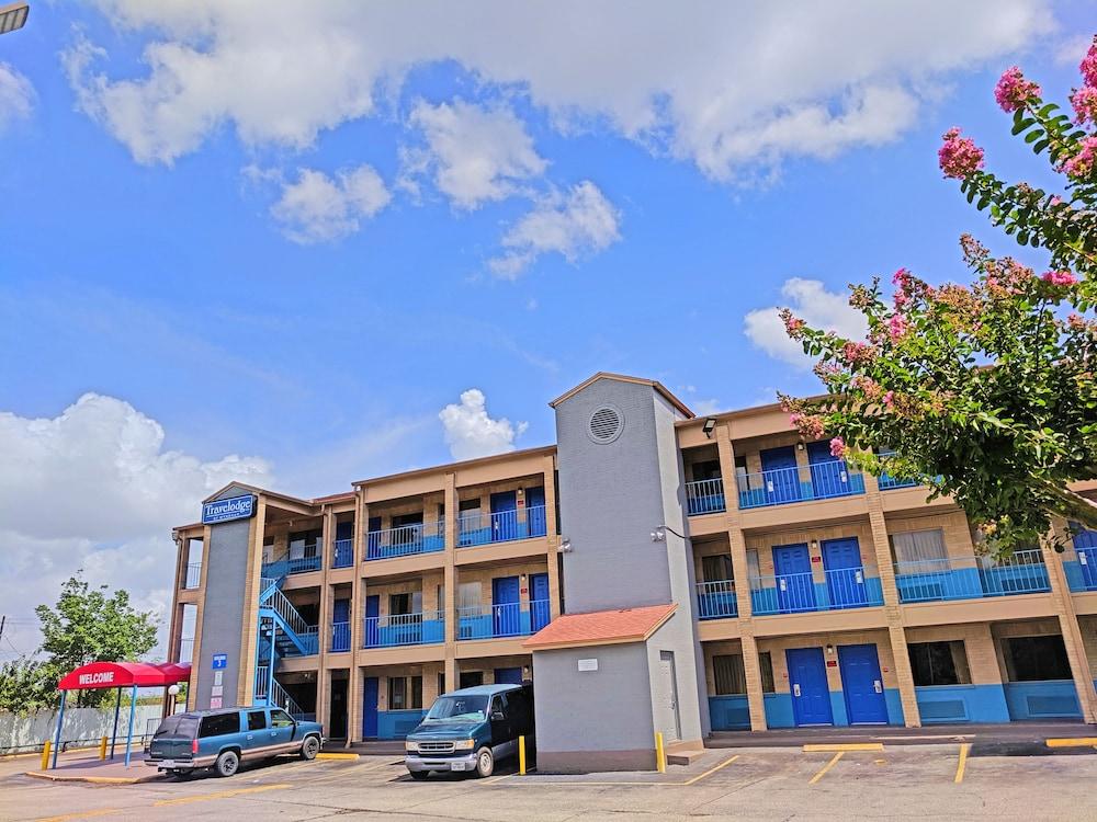 Hotel Travelodge By Wyndham Hobby Airport Houston