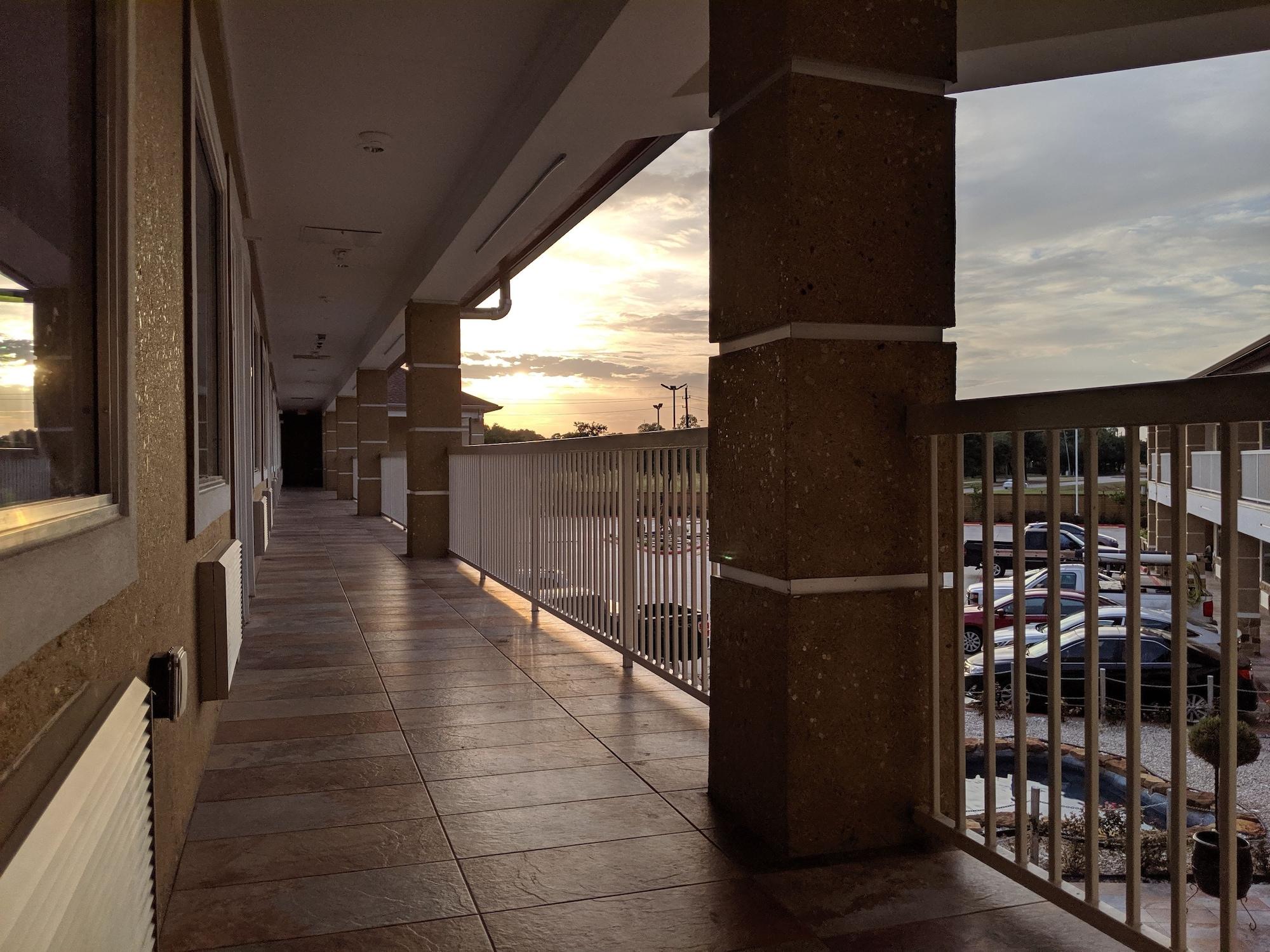 Hotel 6-houston, Tx - North