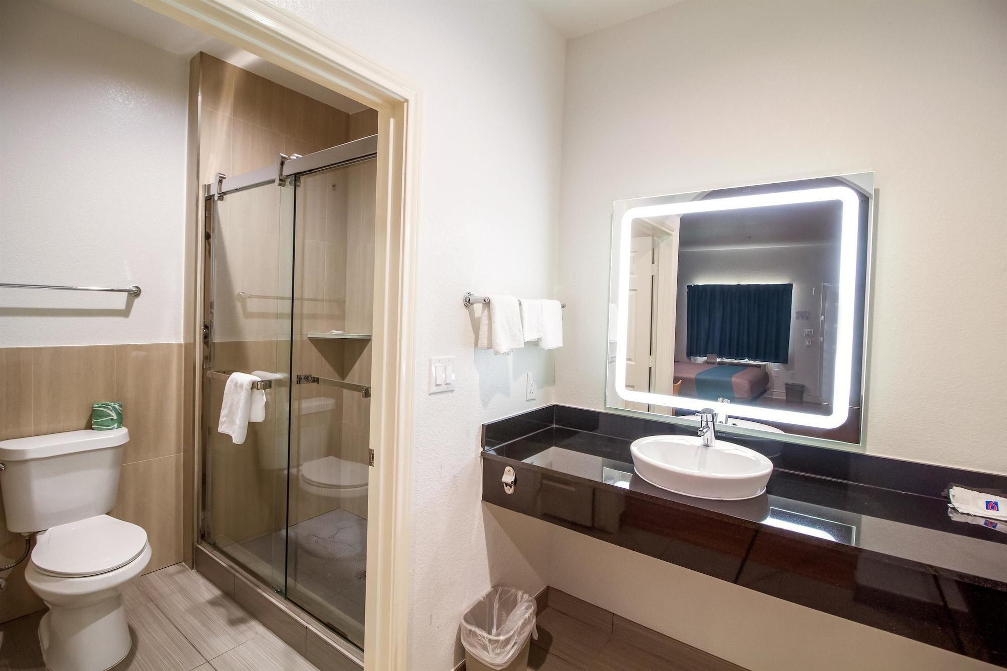 6-houston, Tx - North Hotel Houston