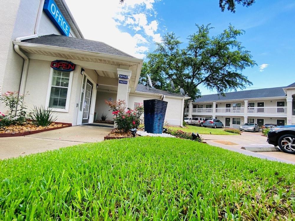 Hotel 6-houston, Tx - Northwest Hwy 290