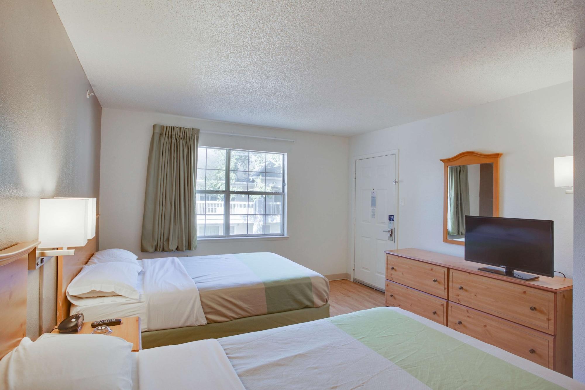Hotel 6-houston, Tx - Northwest Hwy 290 2*