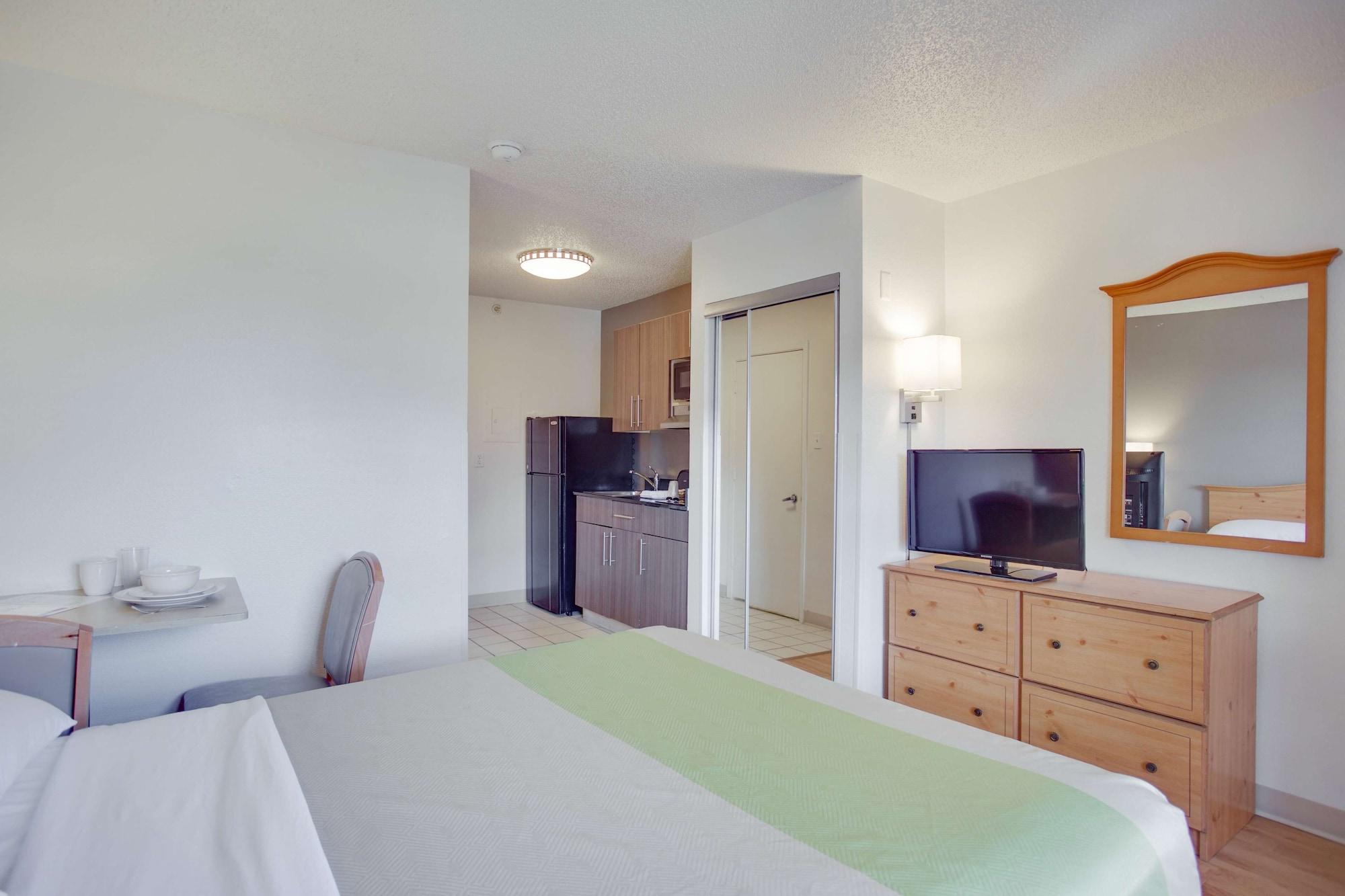 Hotel 6-houston, Tx - Northwest Hwy 290 2*