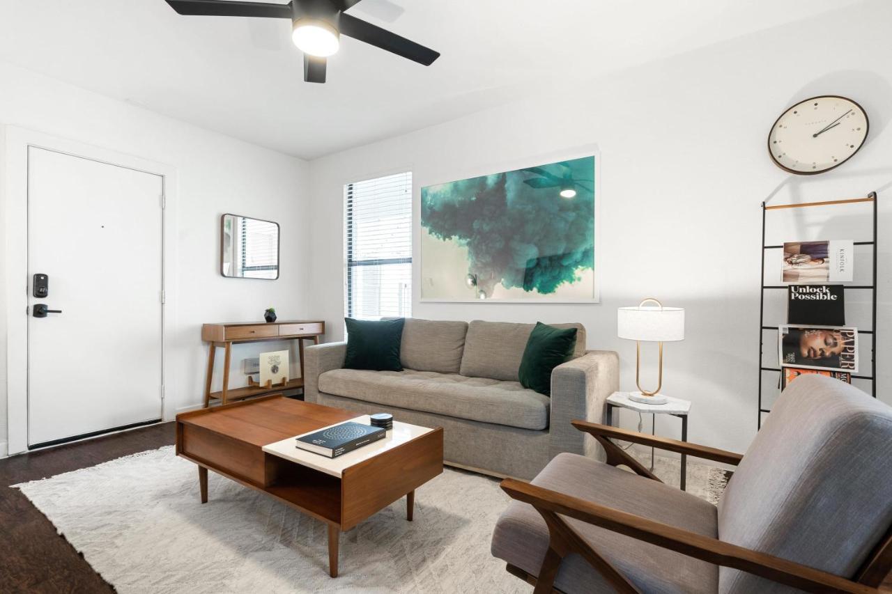 Abode - Montrose Downtown