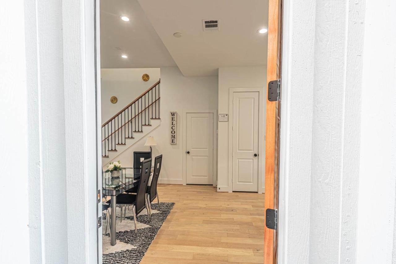 Luxury 3br, Ks Bed Mins Away 4rm Dtown, Med Ctr * Houston