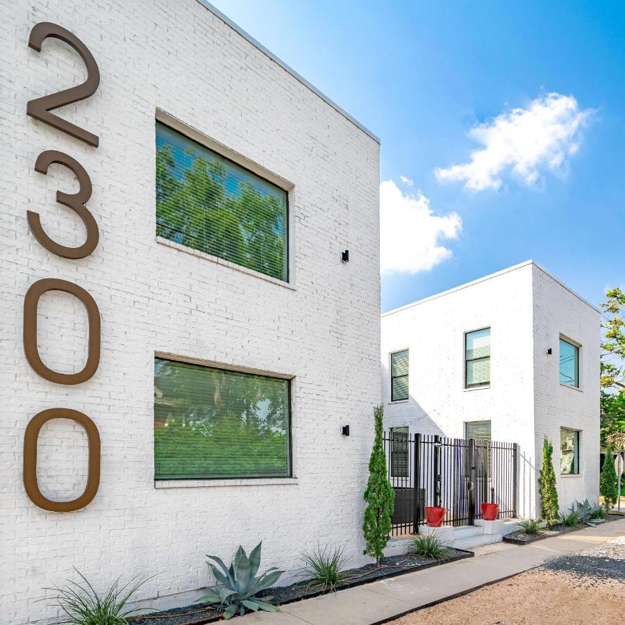 Abode - Montrose Downtown *