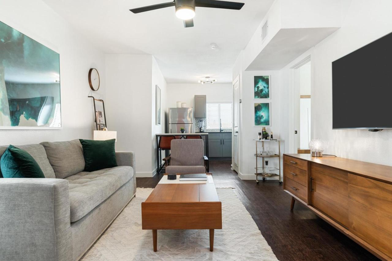 Abode - Montrose Downtown Apartment Houston