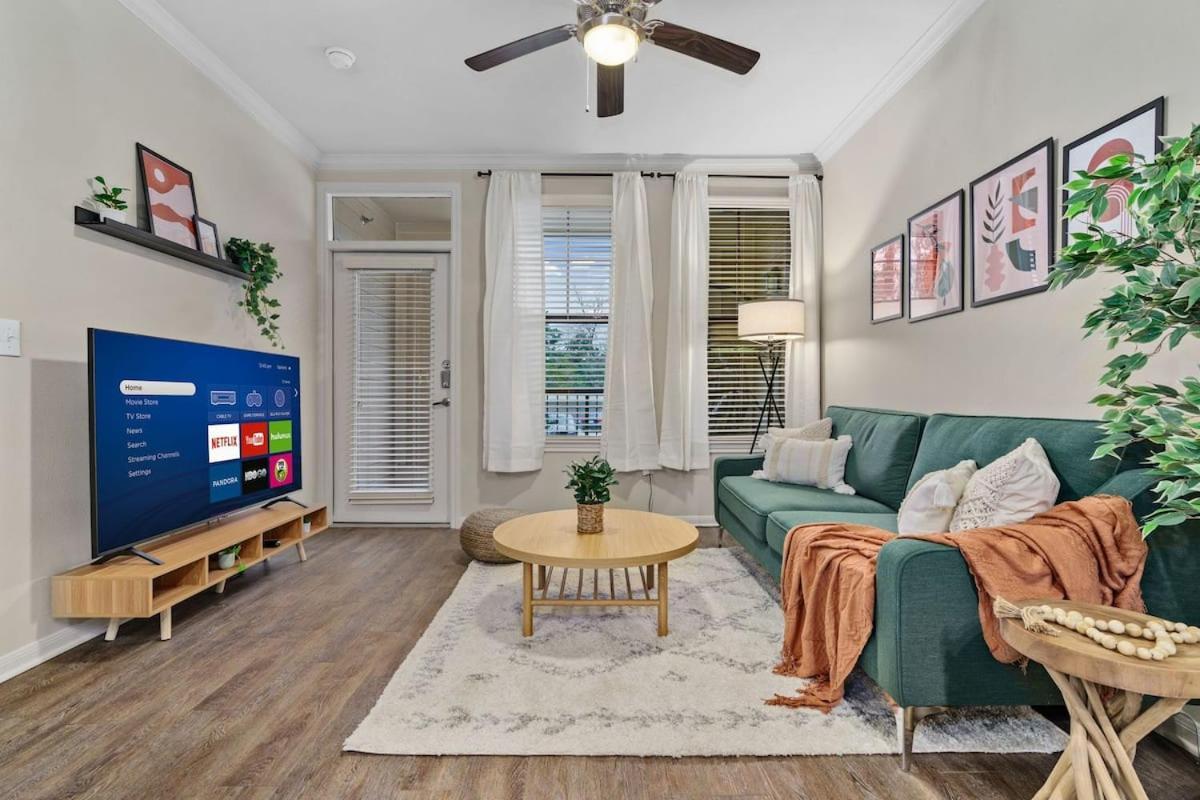 Apartment New! King Bed Trendy 1 Bedroom Style W/ Pool