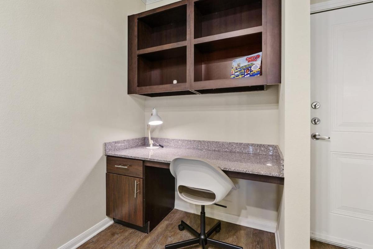 Apartment New! King Bed Trendy 1 Bedroom Style W/ Pool *