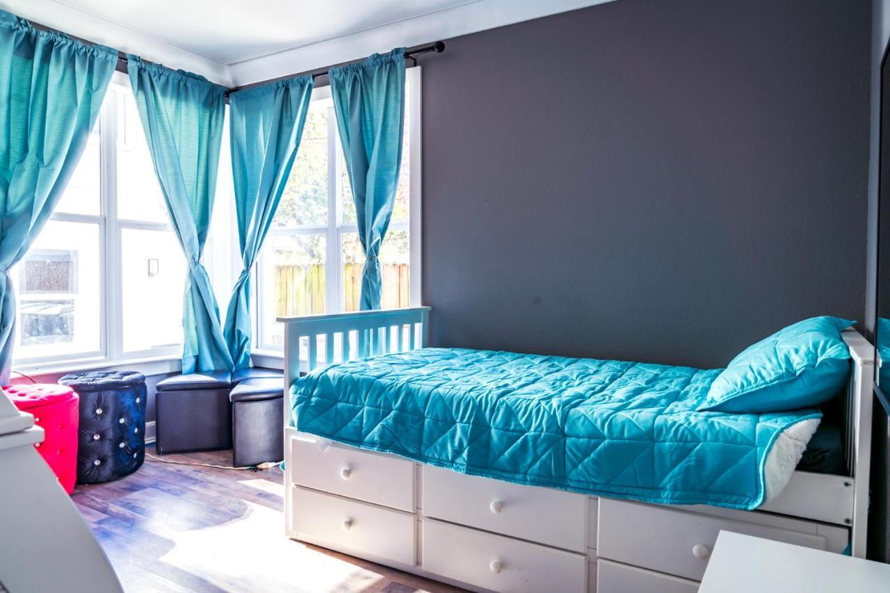 Luxury Pet Friendly In Near Downtown Attractions - 2707b Apartment
