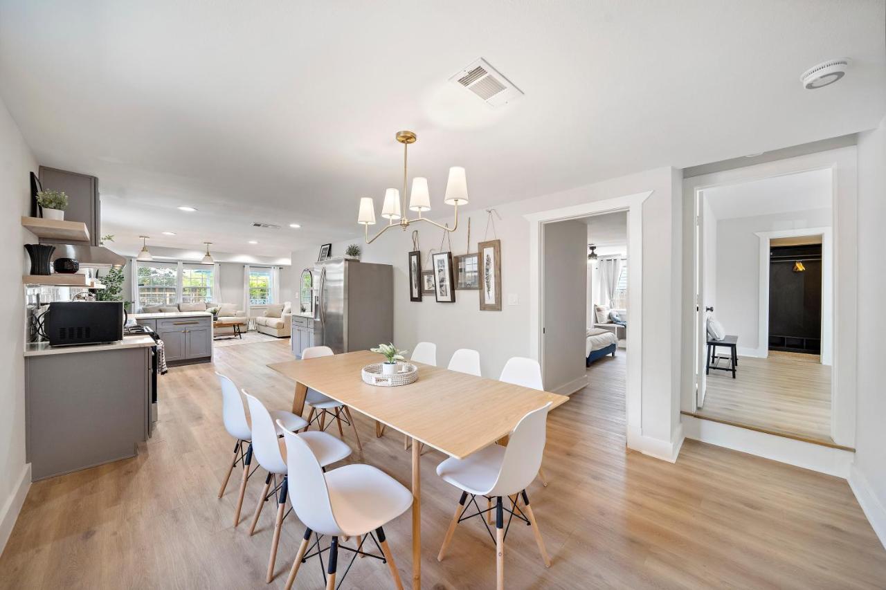 Blue In Heights! Walkable To Popular Bars *