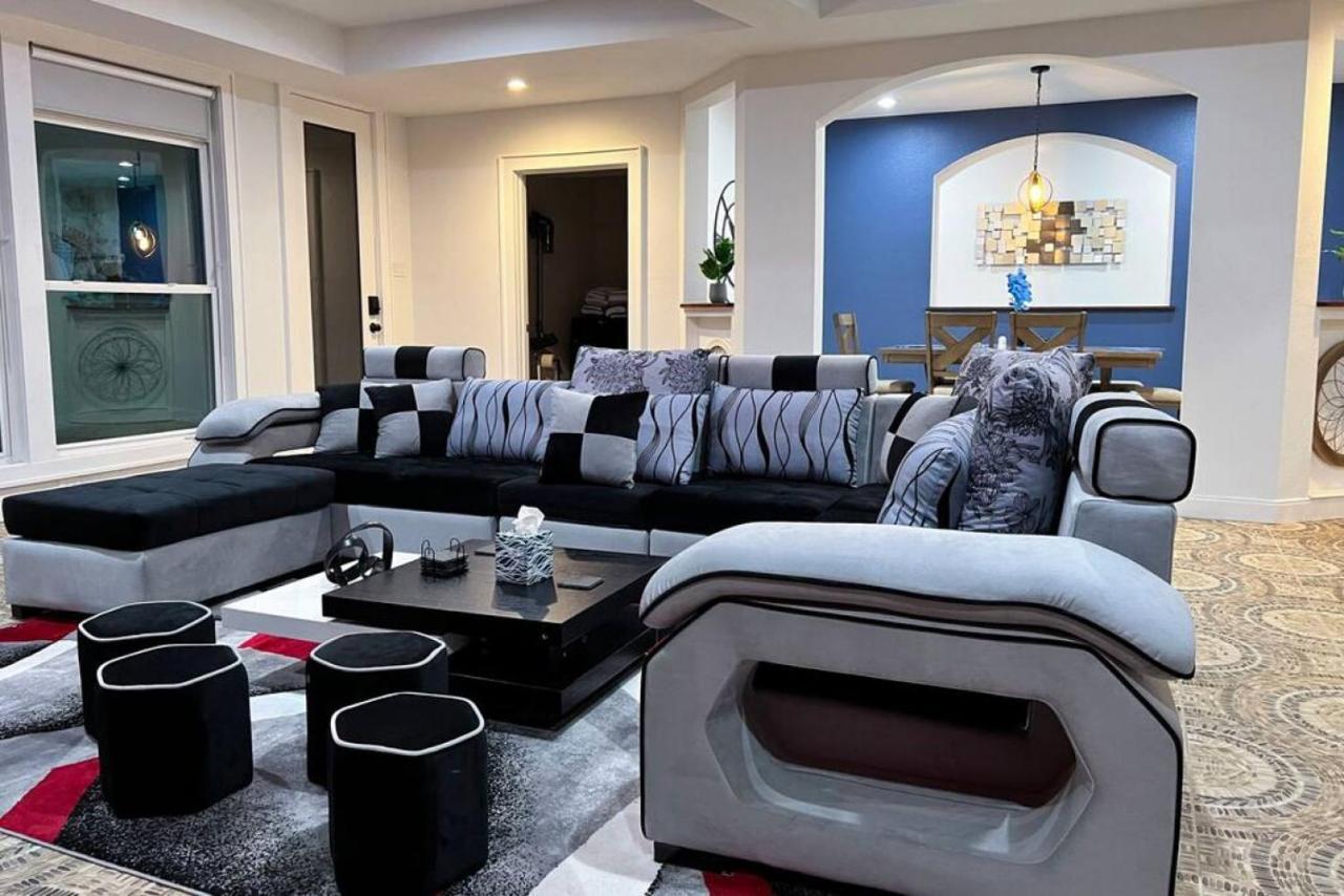 Holiday home Luxury Spanish Style Getaway Houston