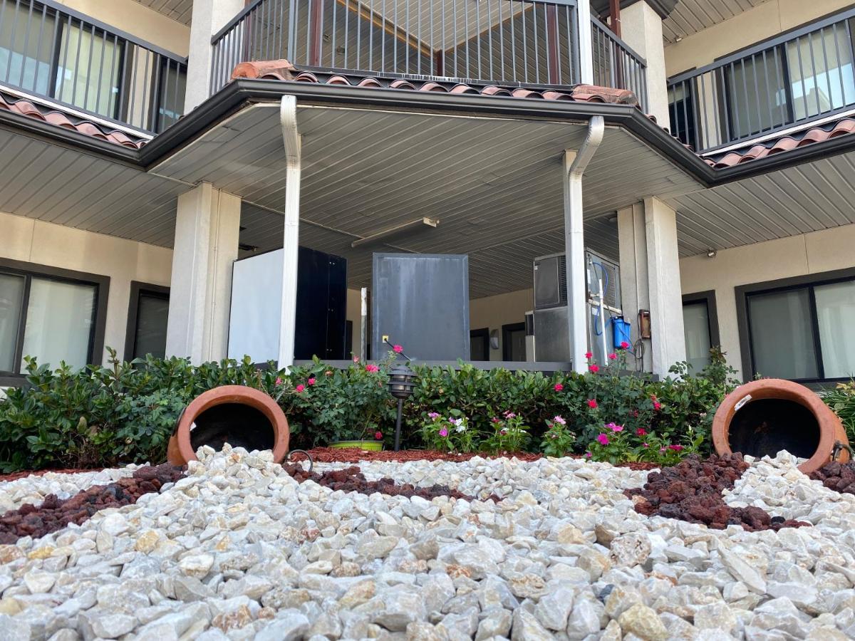 Island Hobby Airport Motel Houston