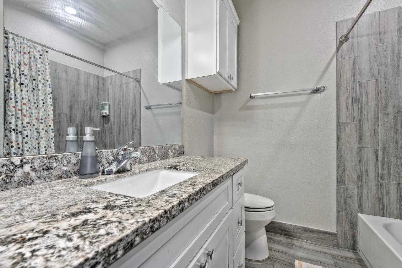 Your Central Urban Contemporary Oasis *