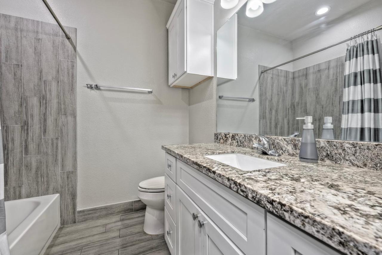 Your Central Urban Contemporary Oasis *