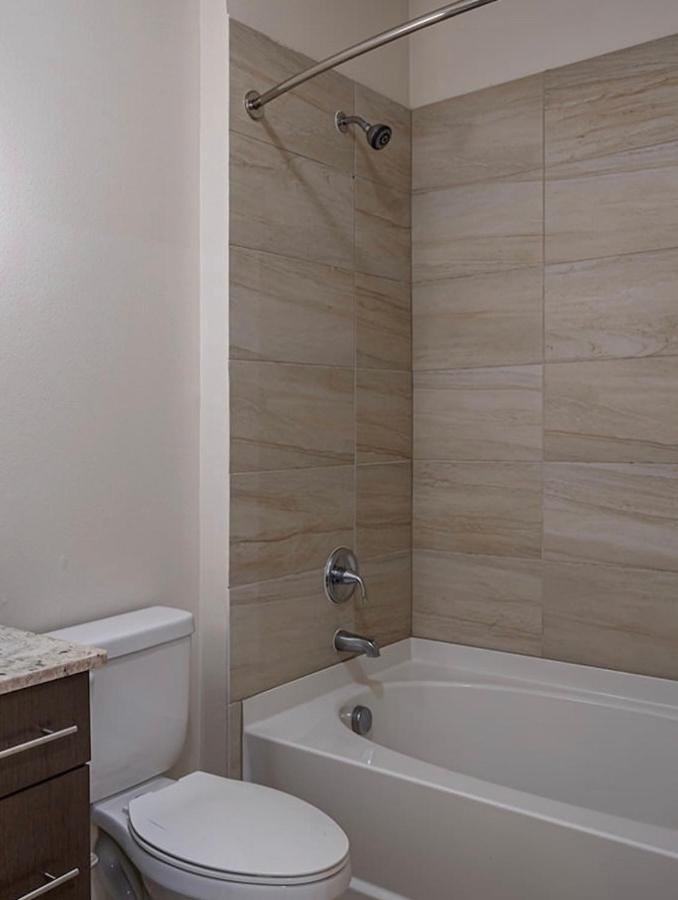 Stylish Escape - Unwind And Explore In The Heart Of Downtown! * Houston