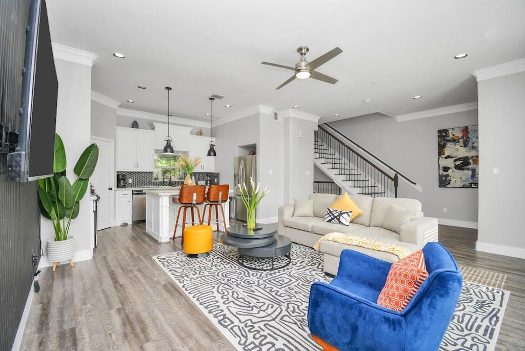La Casa Blanca-rooftop Skyline With Gameroom * Houston