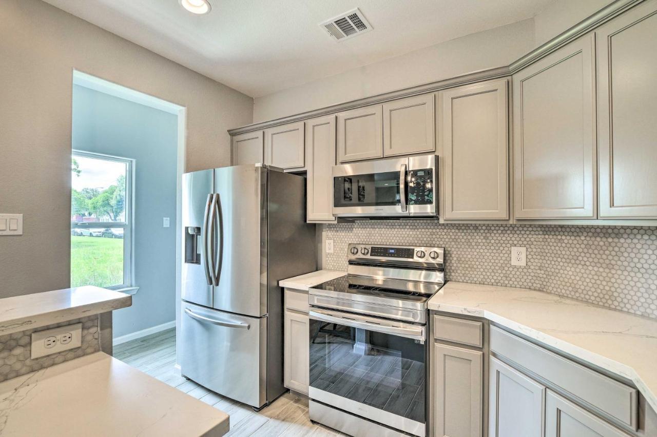 Pet-friendly Townhome With Fenced Yard Holiday home *