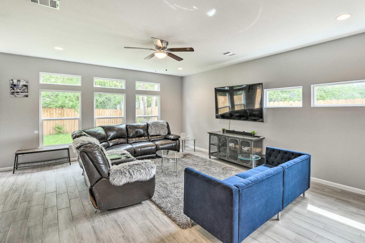 Holiday home Pet-friendly Townhome With Fenced Yard *