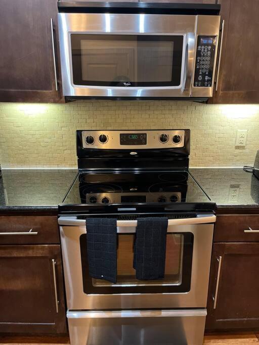 Luxury One Bedroom Located By Med Center/nrg Houston