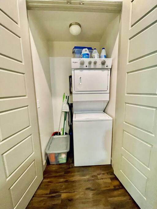 Apartment Luxury Close To Everything W Free Parking 5 Houston