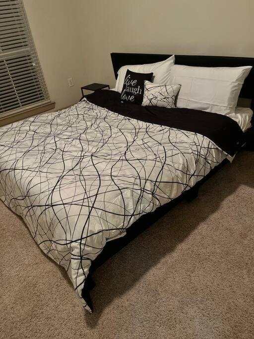 Apartment Luxury One Bedroom Located By Med Center/nrg Houston