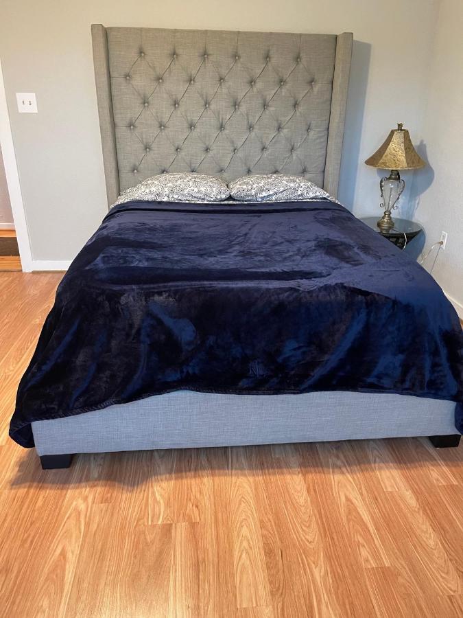 Luxuria Mini-mansion Near Downtown Holiday home Houston