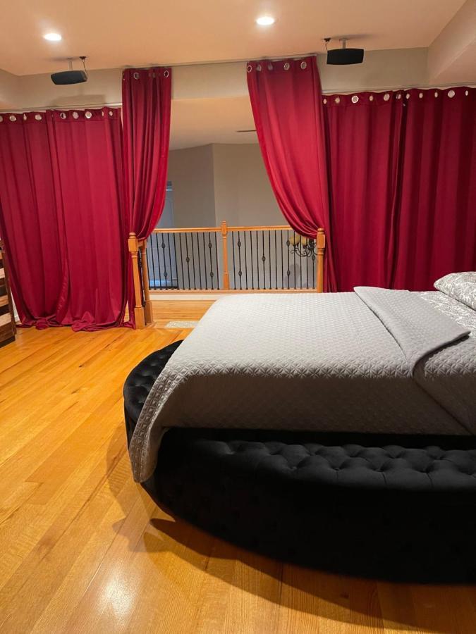 Luxuria Mini-mansion Near Downtown * Houston