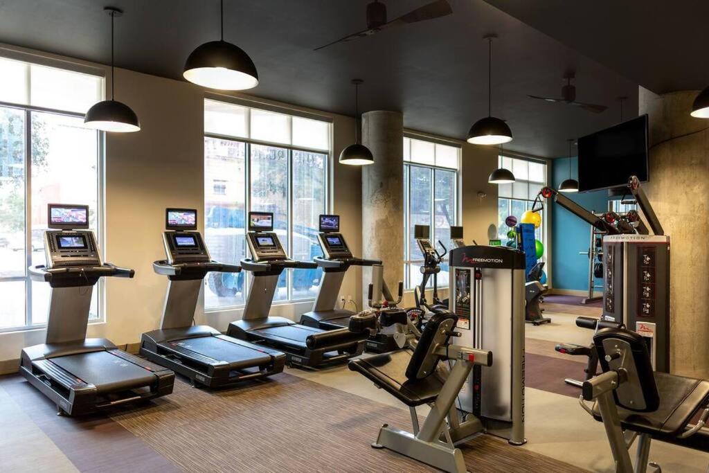 Luxury Close To Everything W Free Parking 5 Houston