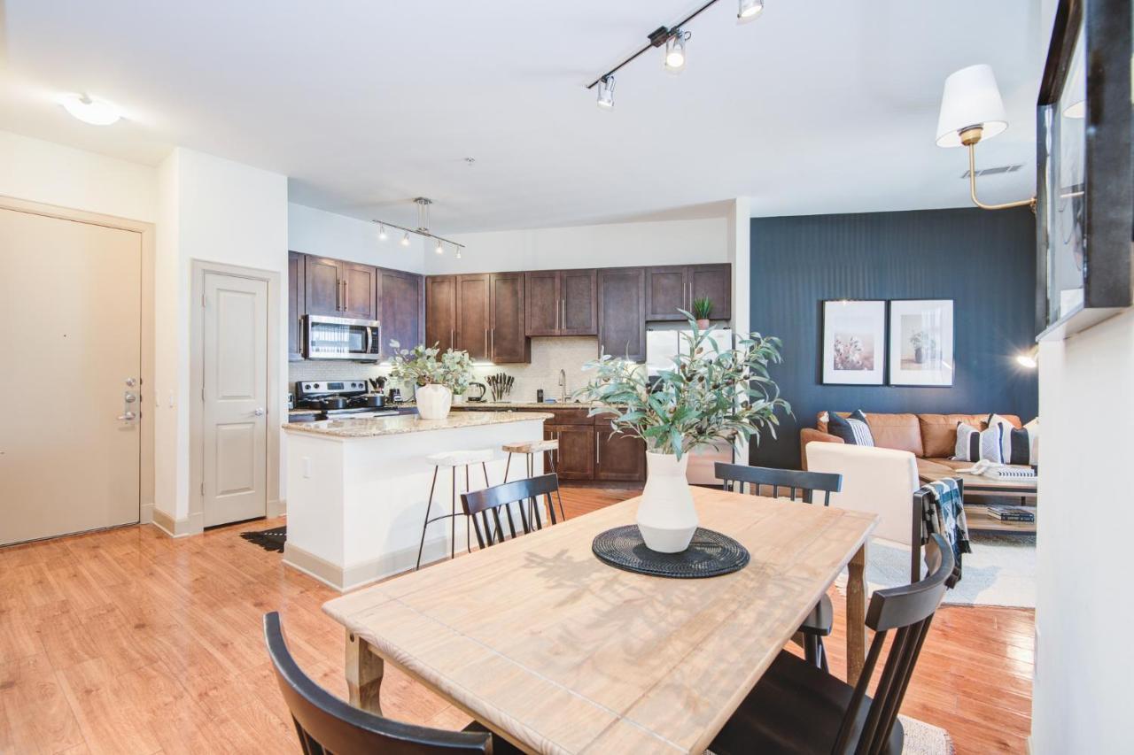 Luxury 2br 5 Mins To Med Center And Nrg Apartment Houston