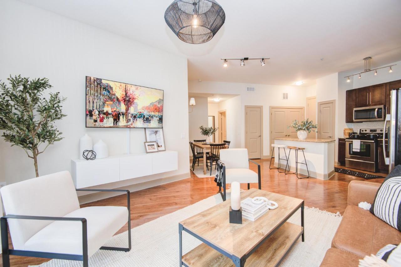 Luxury 2br 5 Mins To Med Center And Nrg Apartment Houston