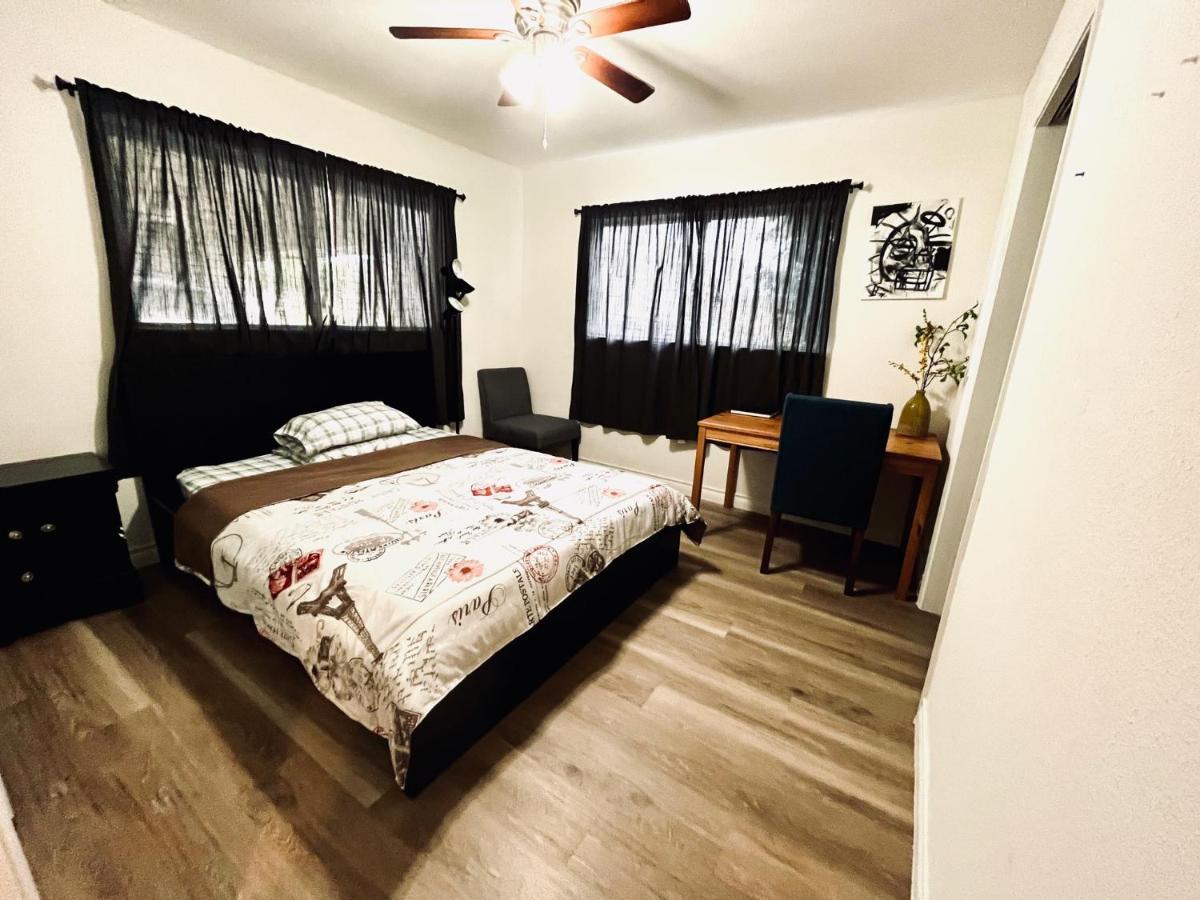 Cozy Private Bed & Bath Near Medical Center, Galleria And Dt Homestay Houston