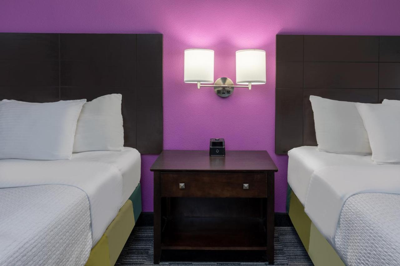 La Quinta By Wyndham Nw Brookhollow Hotel Houston