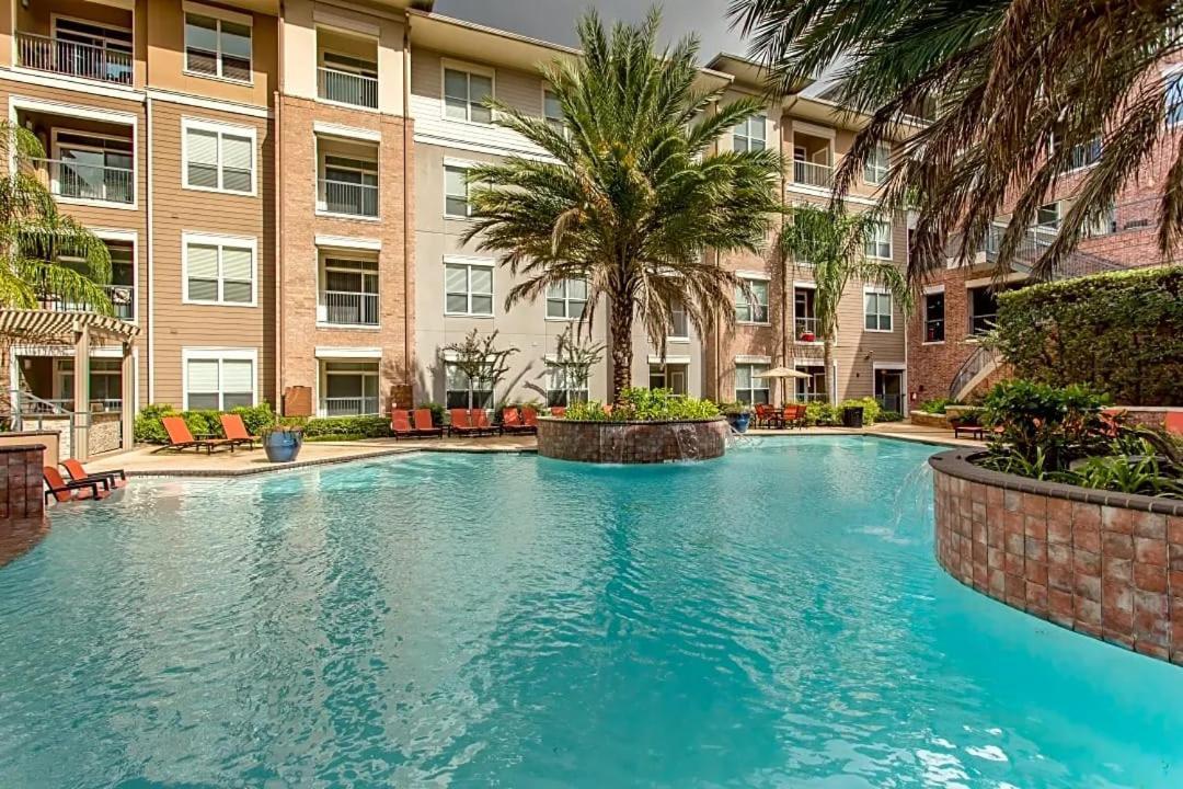 Luxury 2br 5 Mins To Med Center And Nrg *