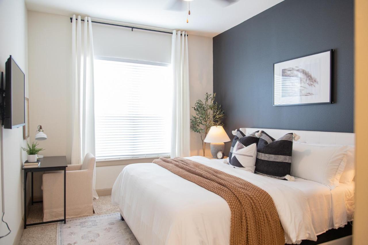 Luxury 2br 5 Mins To Med Center And Nrg * Houston