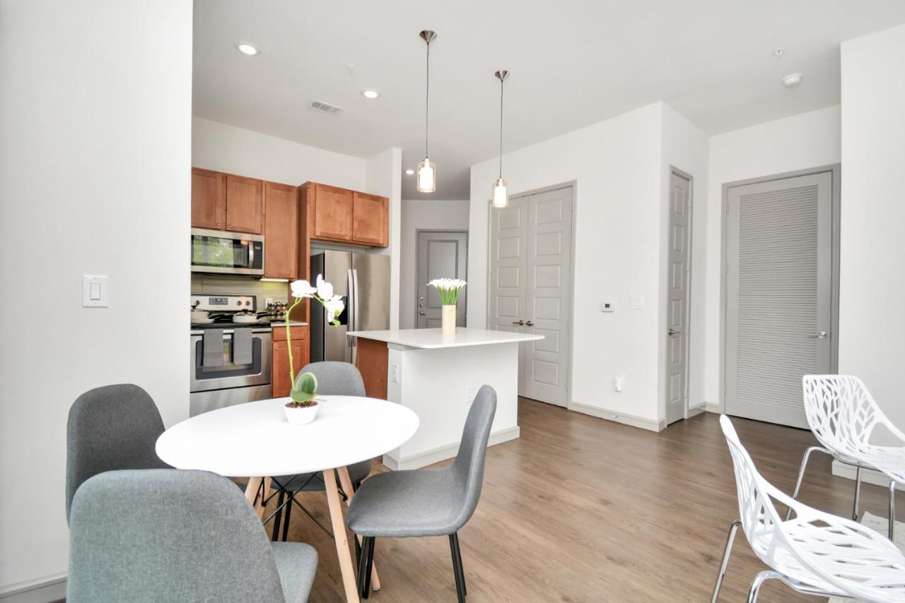 Elan Maison Smart Hub In The Heart Of Downtown Apartment Houston