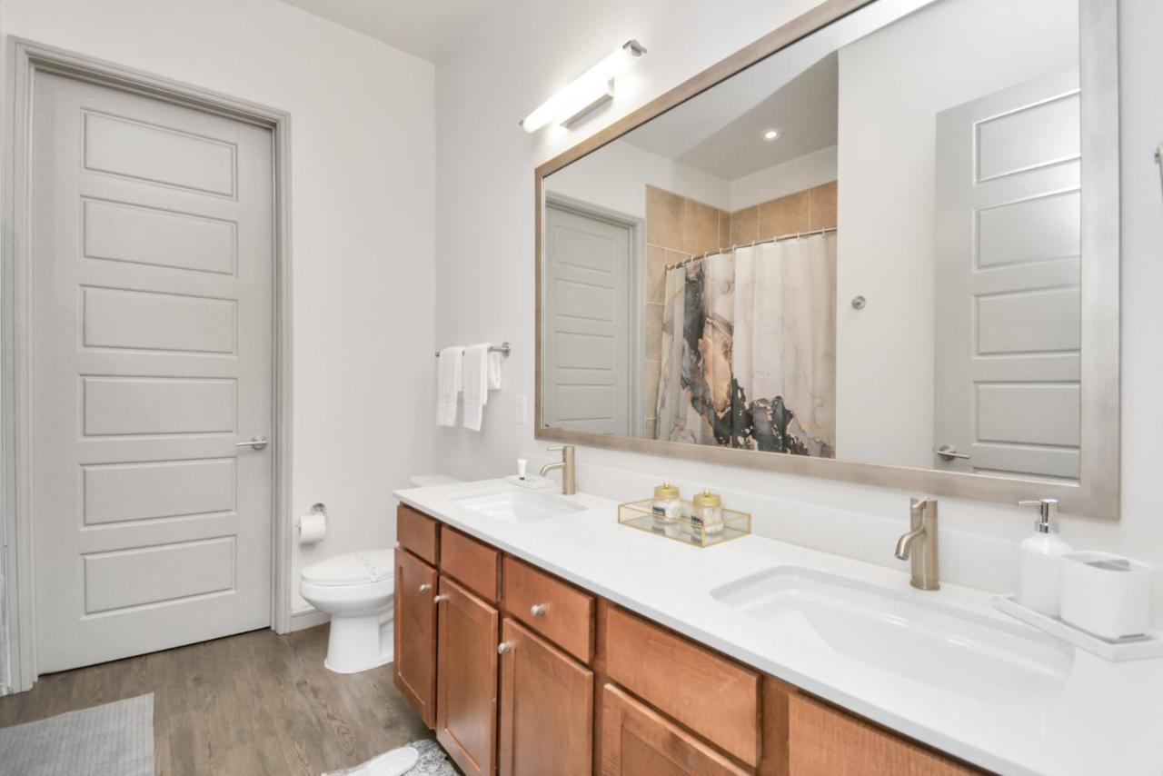 Elan Maison Smart Hub In The Heart Of Downtown Apartment Houston