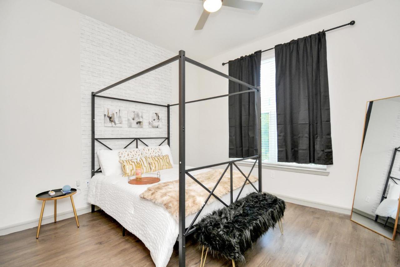 Apartment Elan Maison Smart Hub In The Heart Of Downtown