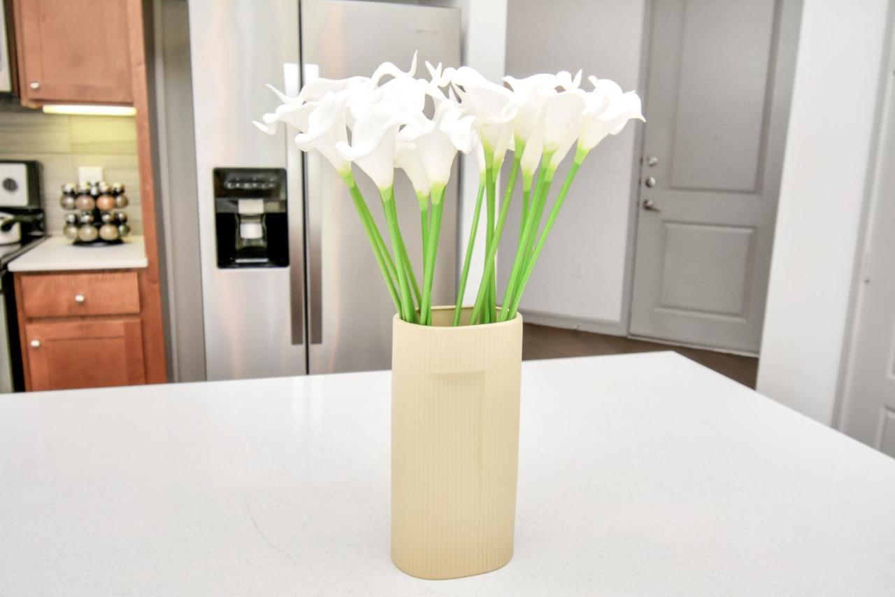Elan Maison Smart Hub In The Heart Of Downtown * Houston