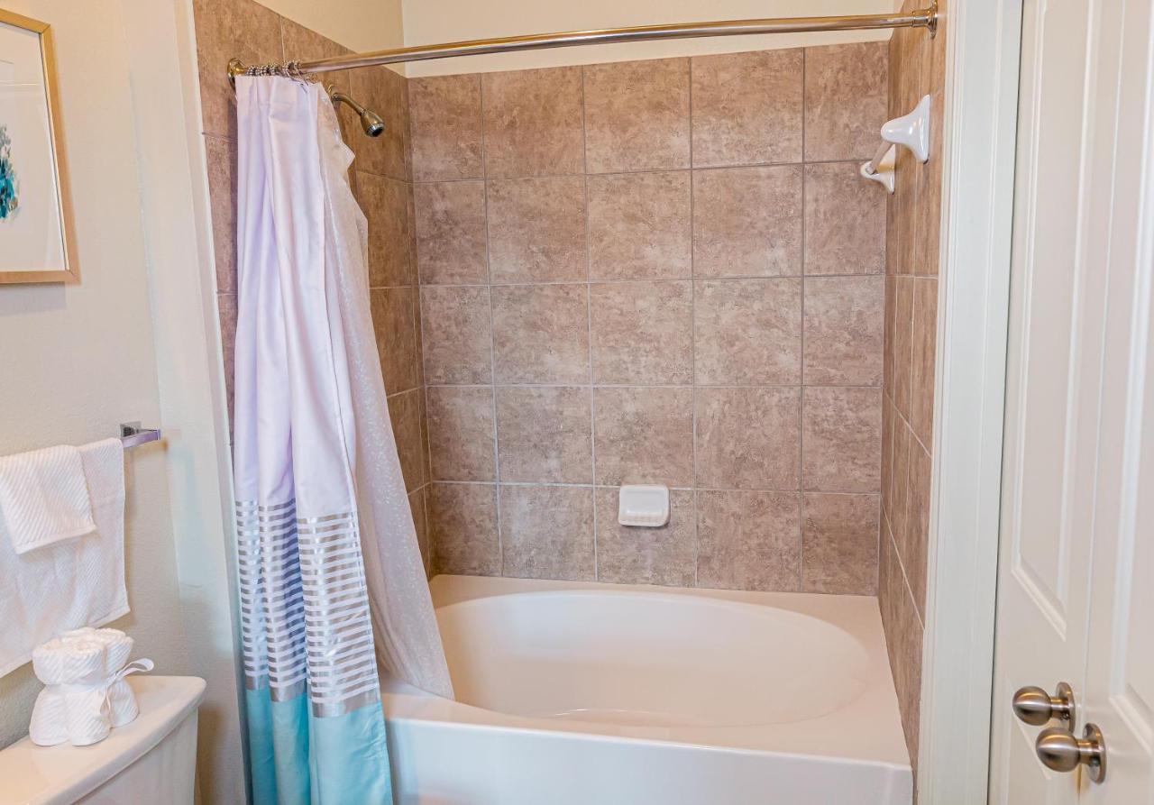 Luxe And Cozy Apt Walk To Nrg In Tx Medical Center Apartment