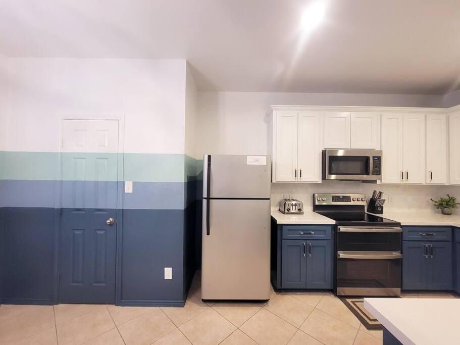 Holiday home Haus Of Colours - 7 Beds - Grb - Downtown *