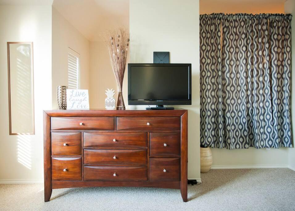 Haus Of Colours - 7 Beds - Grb - Downtown Houston