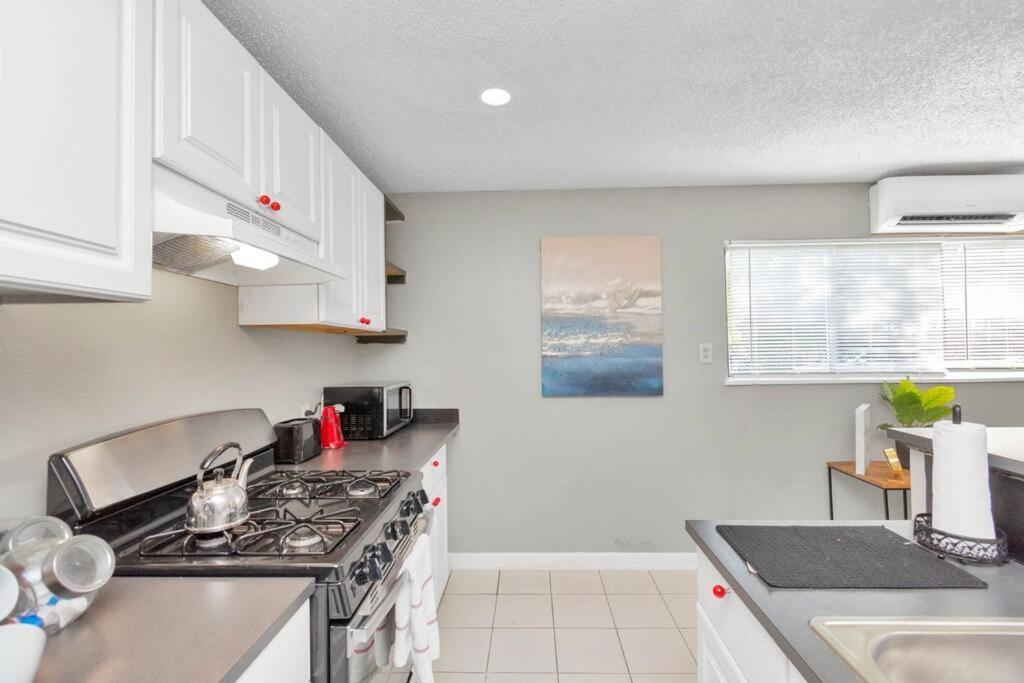 Apartment Quiet Oasis With 1 Bedroom In The Montrose Area Houston