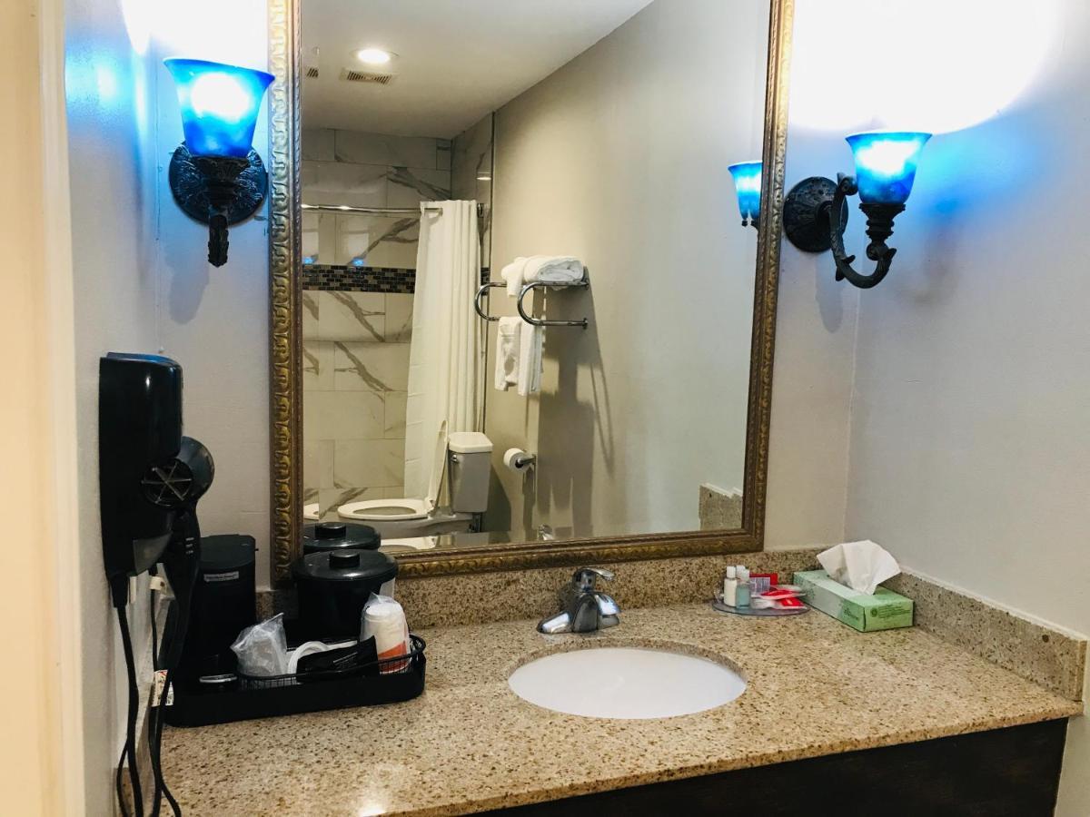 Summit - Medical Center - Nrg Park Hotel *