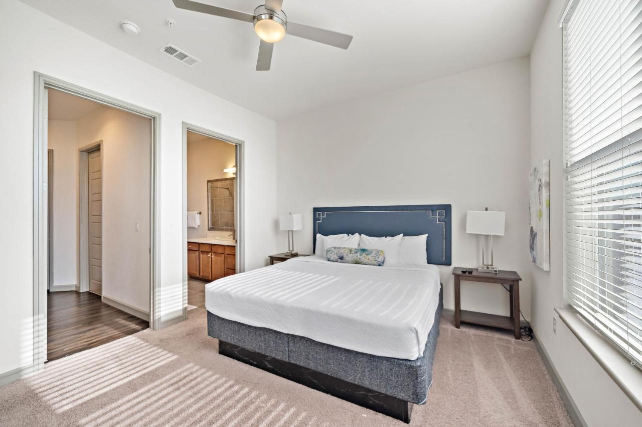 Renu At Downtown Apartment Houston