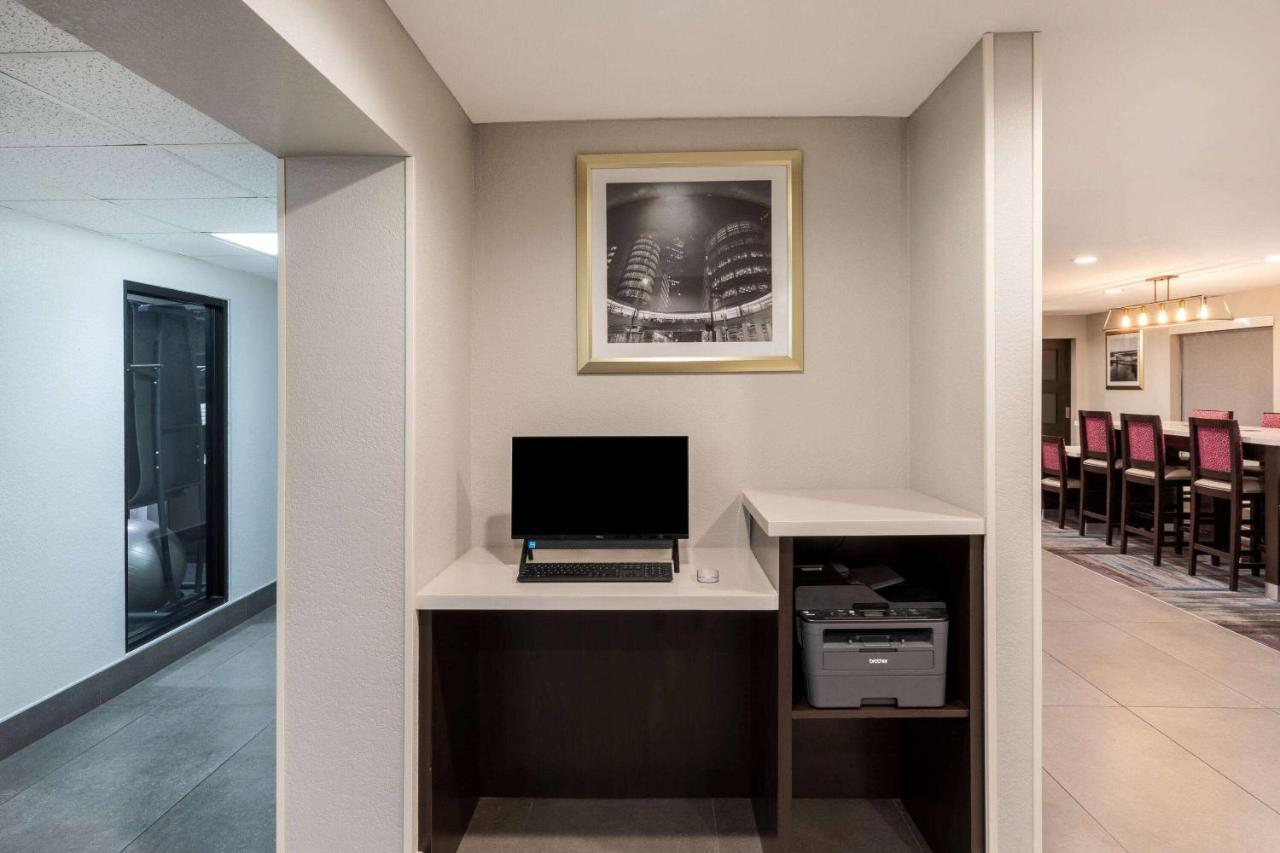 Hotel La Quinta By Wyndham Nw Brookhollow Houston