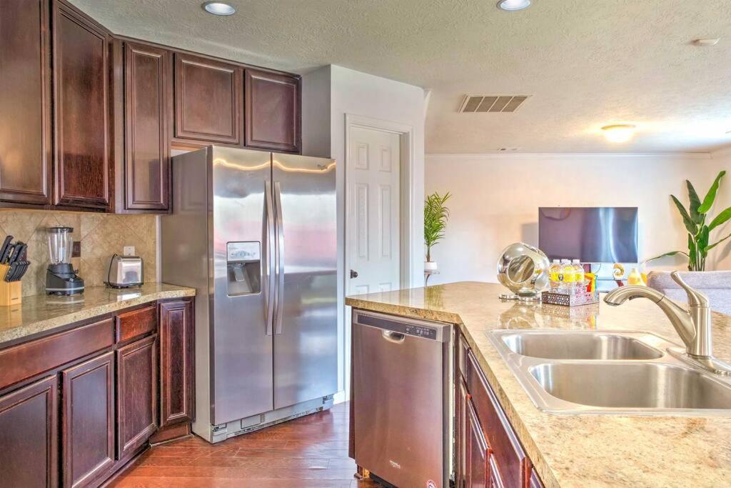 Holiday home 3 Bedroom 2.5 Bath With Office Houston