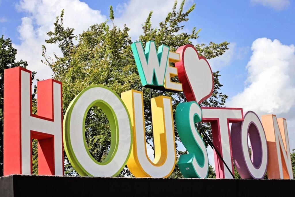 Haus Of Colours - 7 Beds - Grb - Downtown * Houston