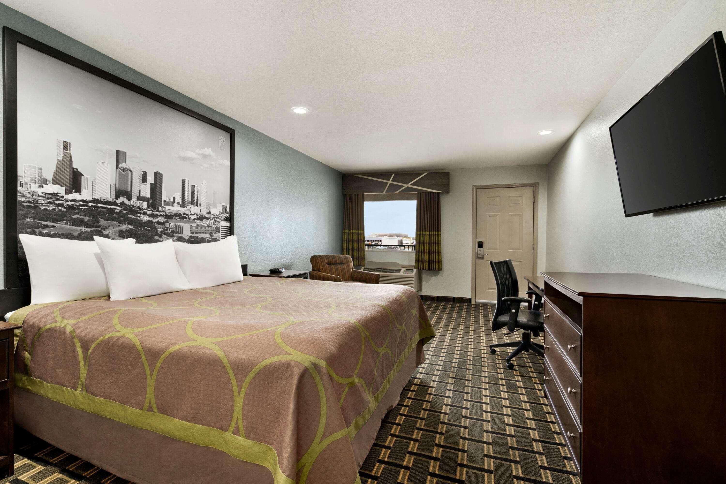 Super 8 By Wyndham Downtown I-610 Hotel Houston