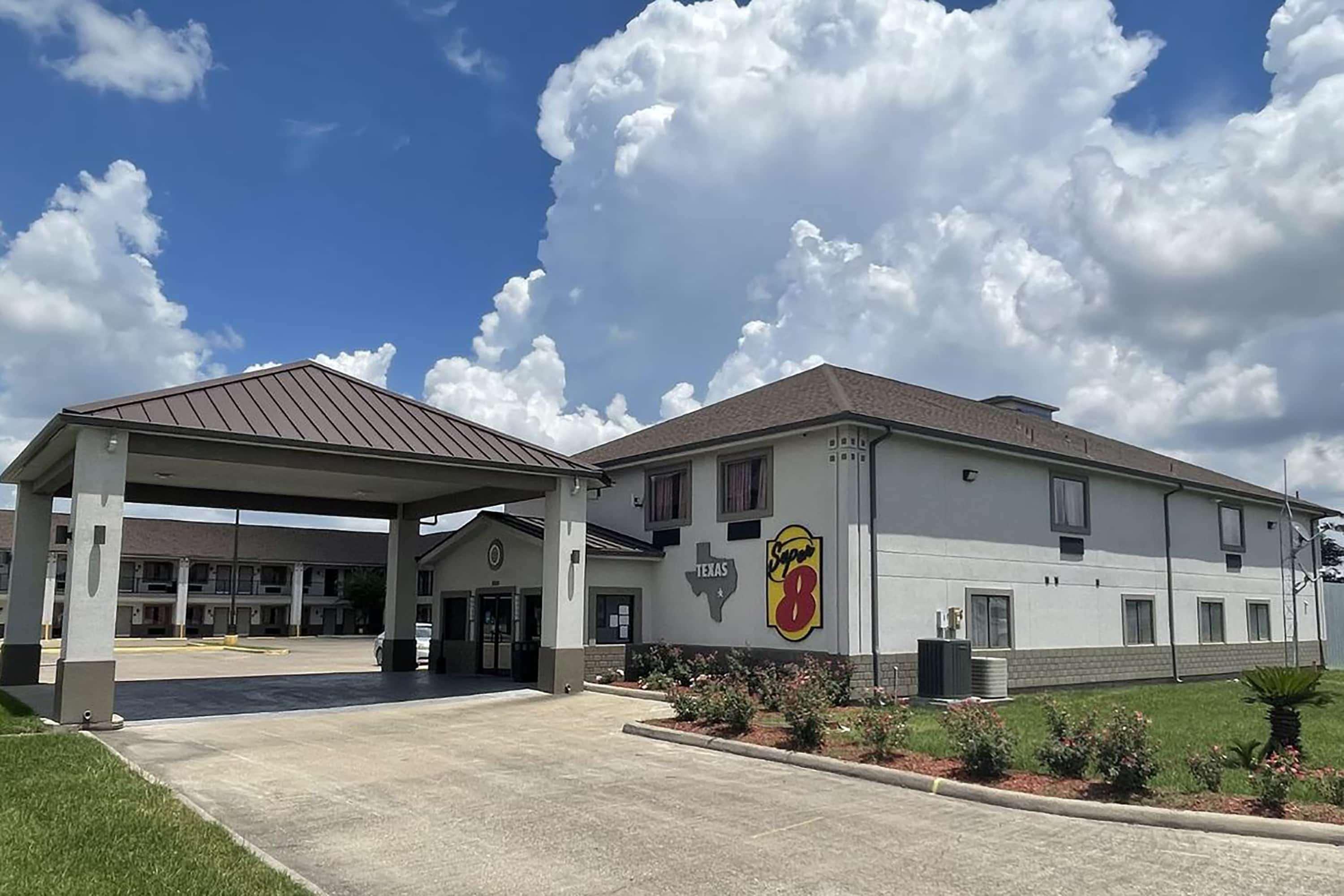 Hotel Super 8 By Wyndham Downtown I-610 Houston