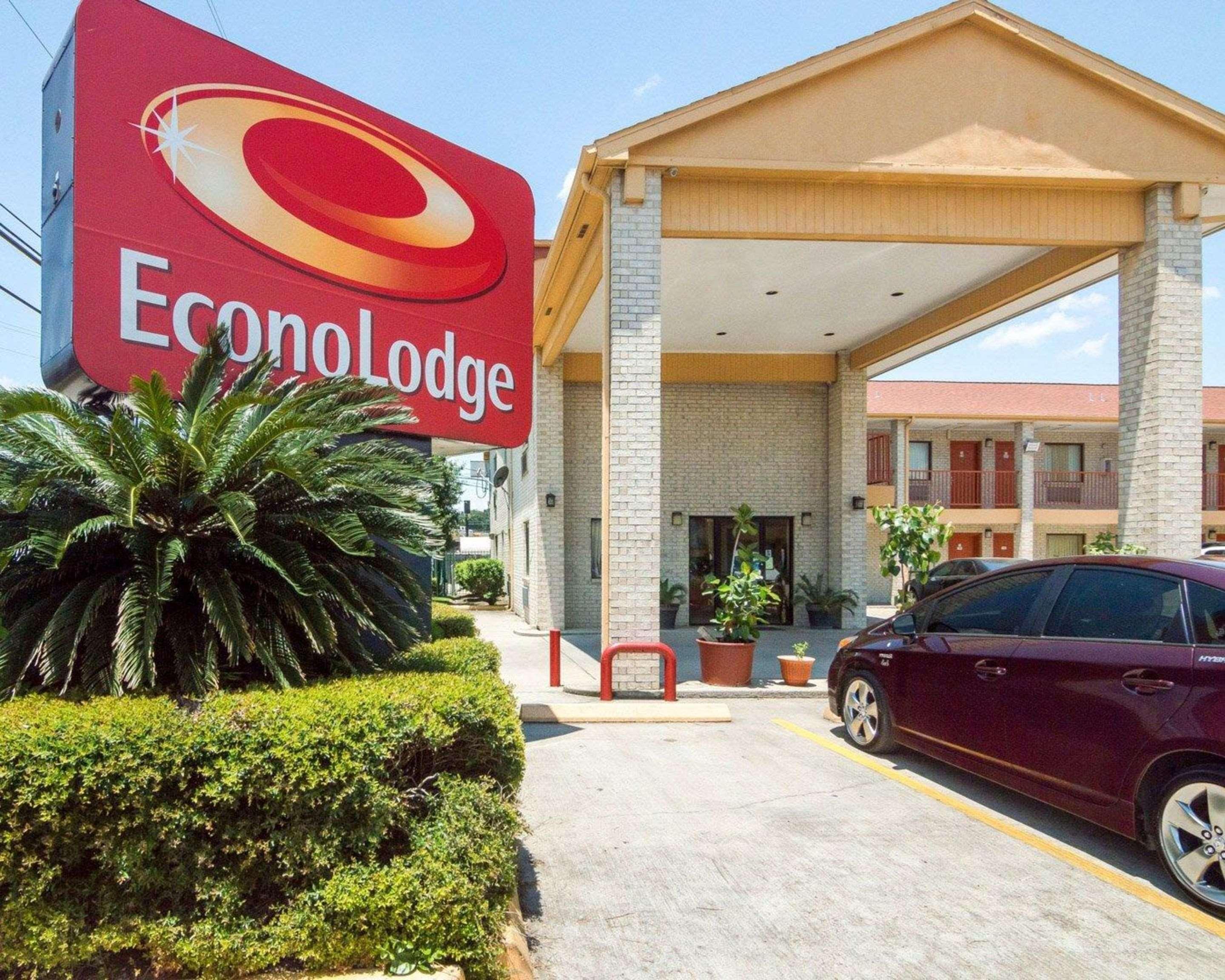 Econo Brookhollow Houston